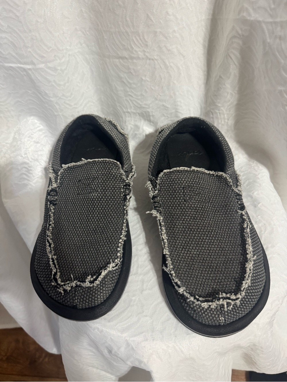 Sanuk Casual Slip-On Canvas Shoes